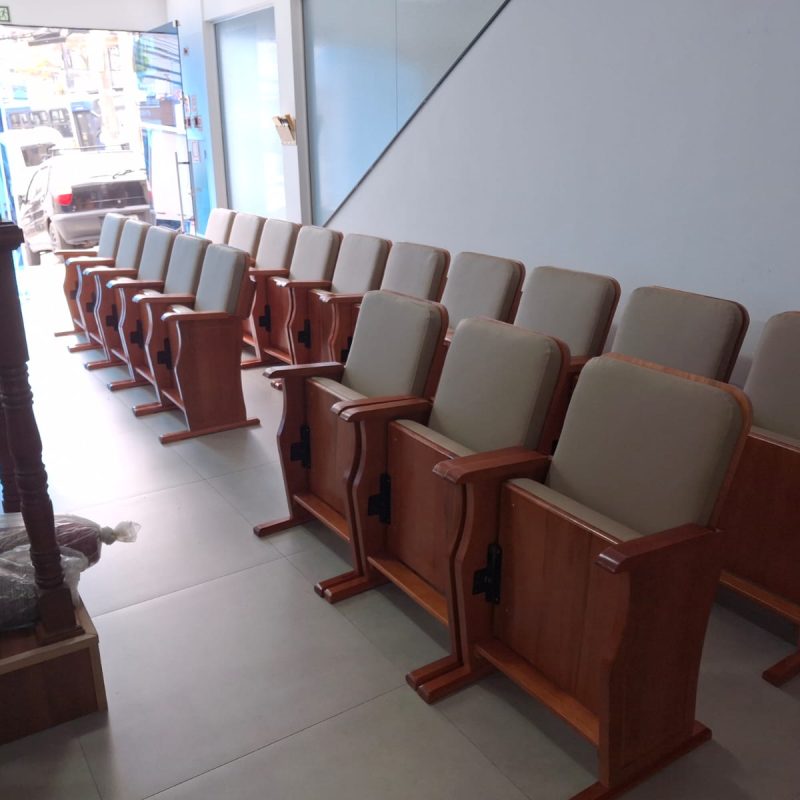 POLTRONAS SINAGOGA - OSASCO SP (2)